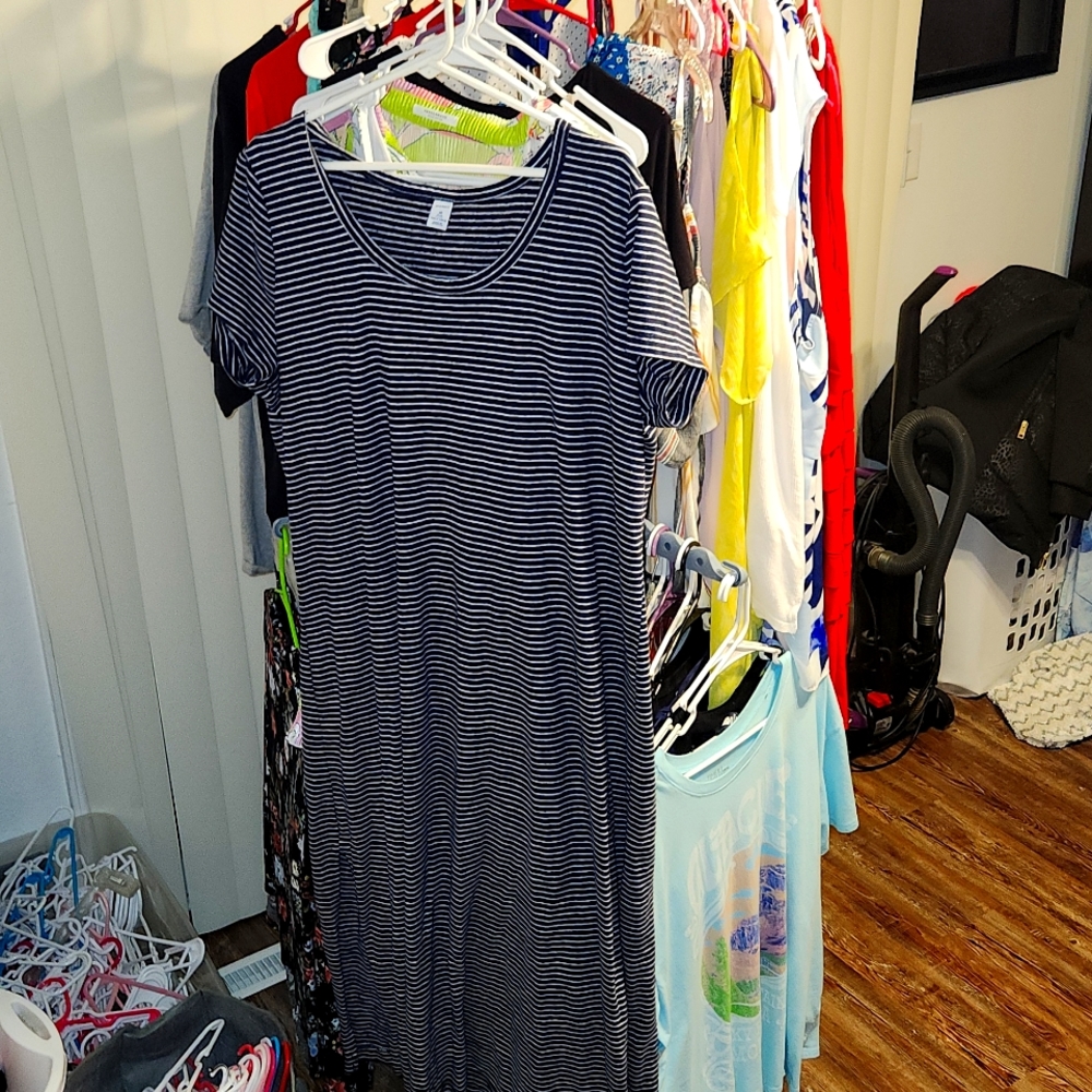 Old Navy Plus Size 2X Dress with Slits on Both Sides